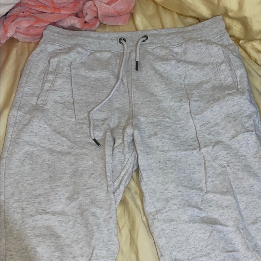 Women’s sweatpants